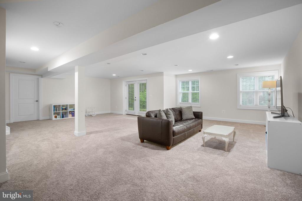 11205 AMABELL DRIVE