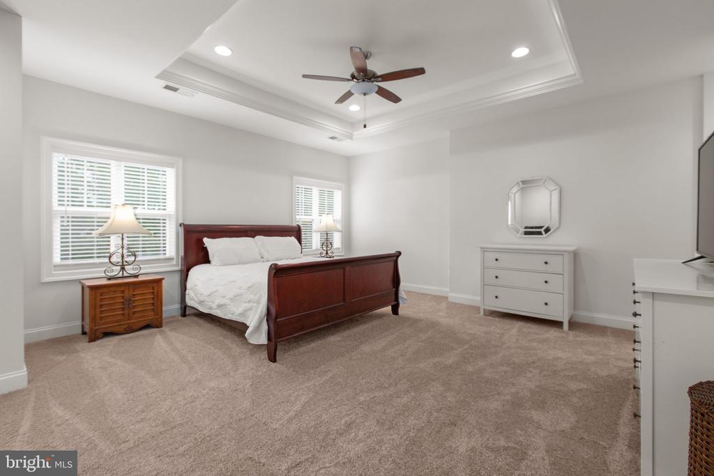 11205 AMABELL DRIVE