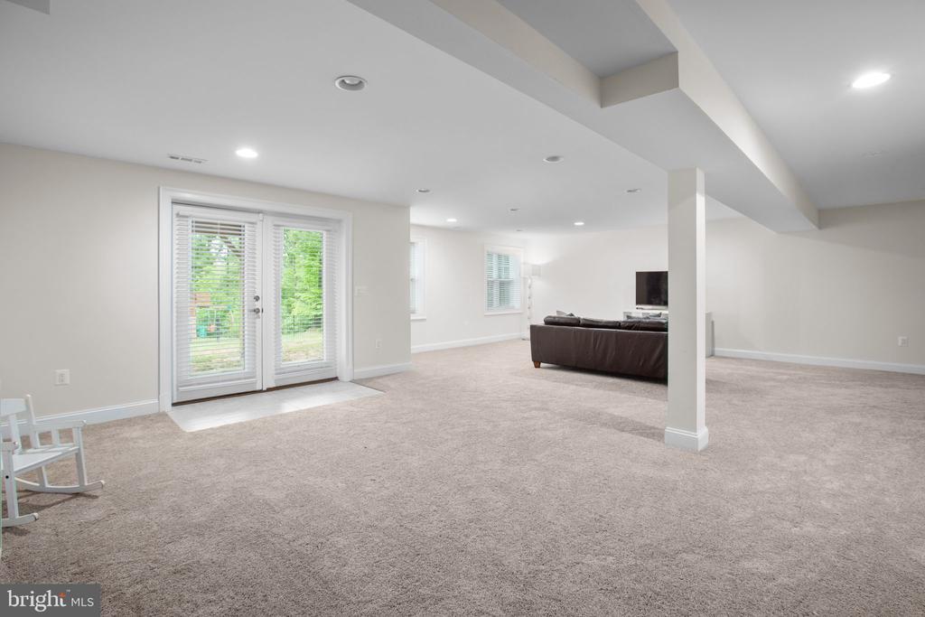 11205 AMABELL DRIVE