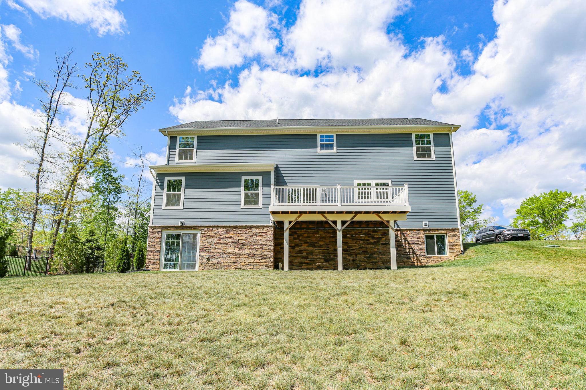12301 FAWN LAKE PARKWAY