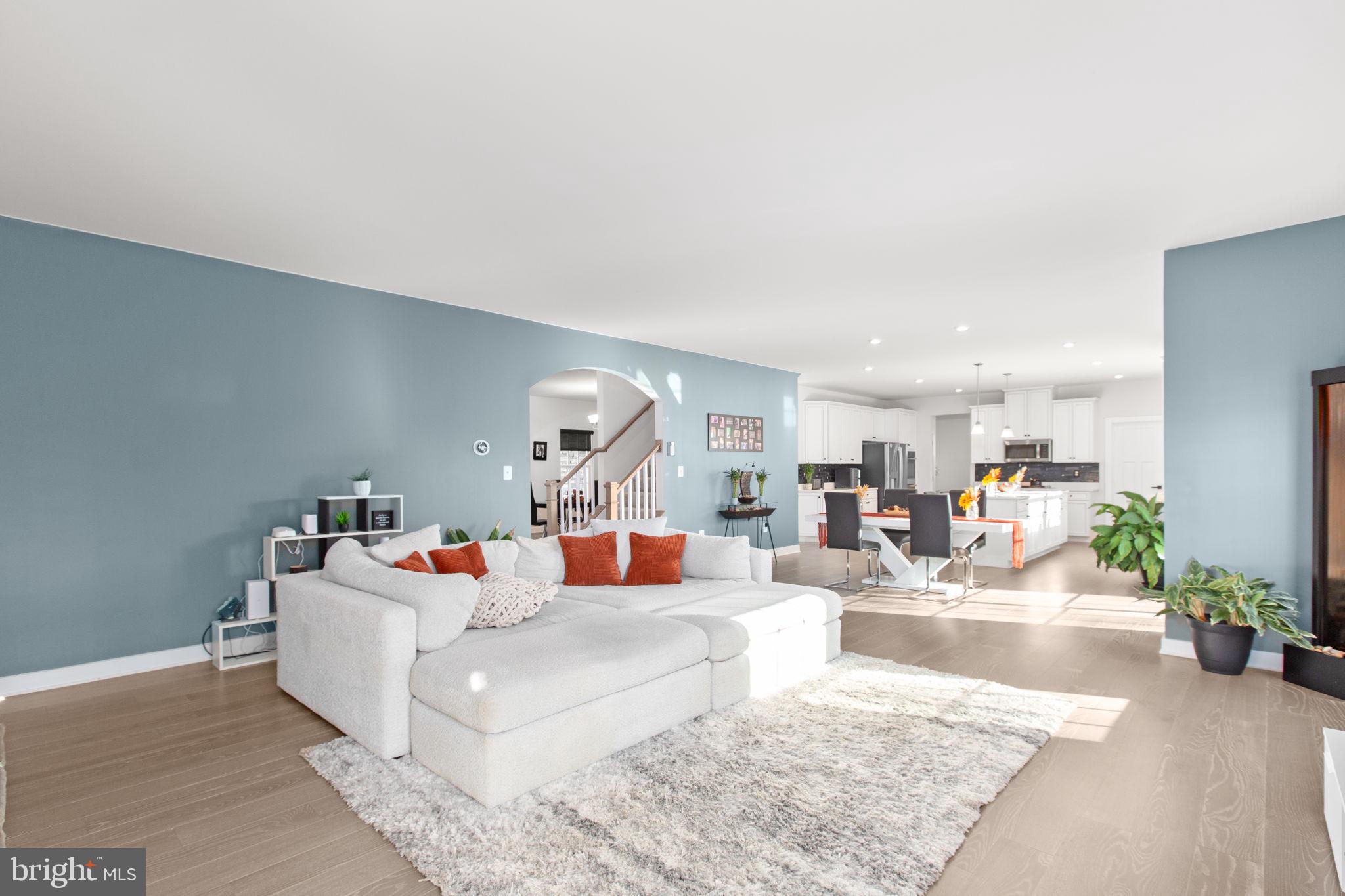 12301 FAWN LAKE PARKWAY