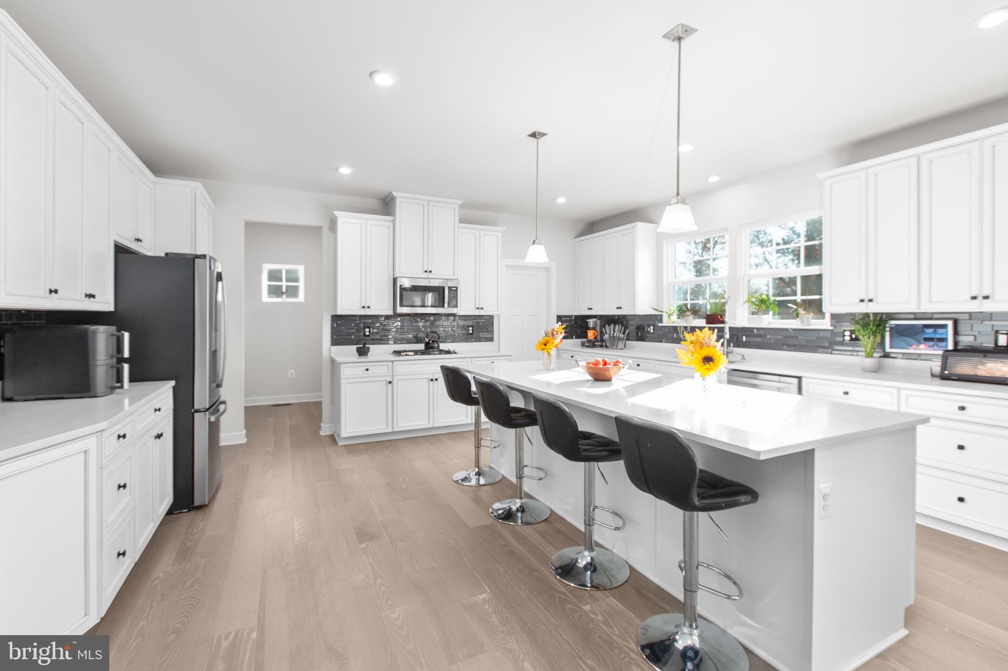 12301 FAWN LAKE PARKWAY