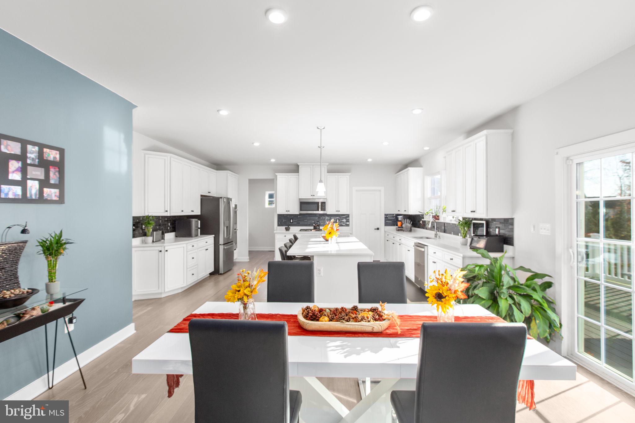 12301 FAWN LAKE PARKWAY