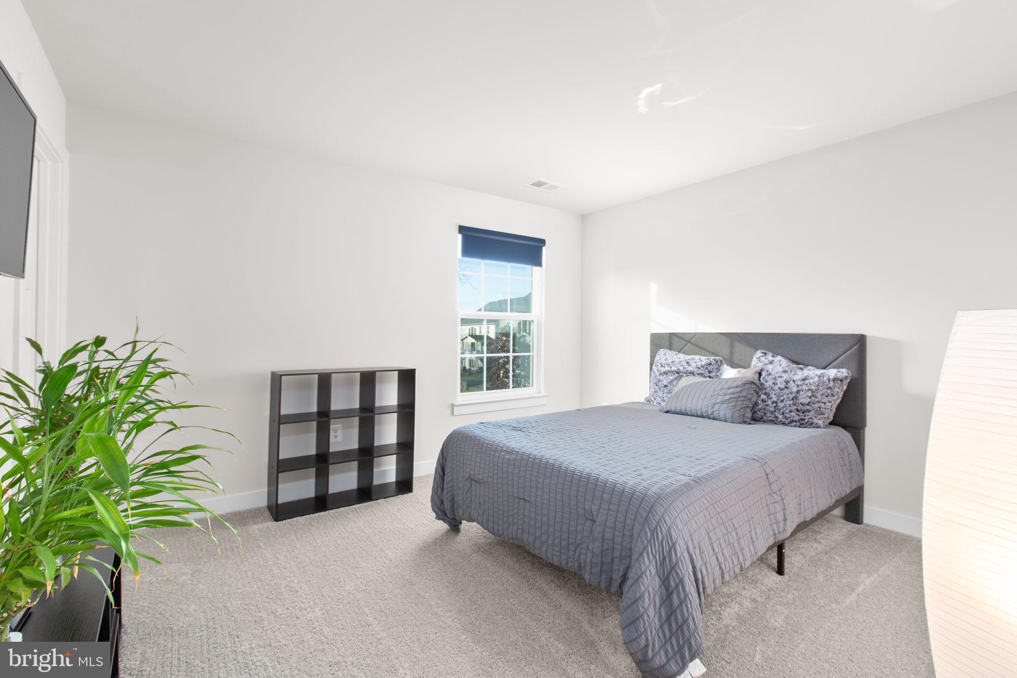 12301 FAWN LAKE PARKWAY