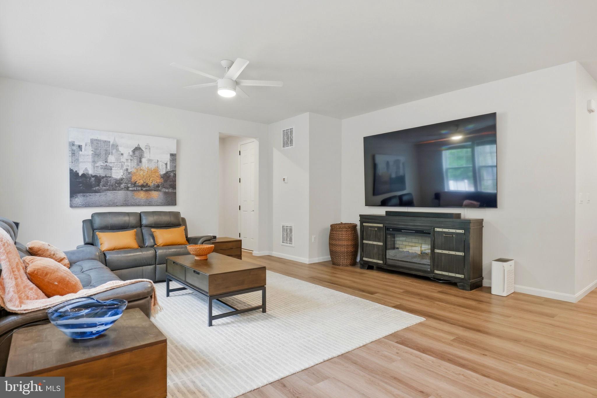 11408 BLUESTEM WAY
