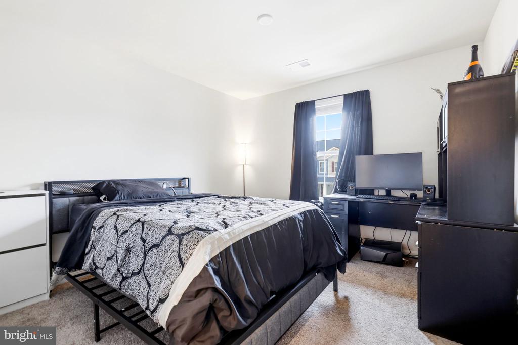 11408 BLUESTEM WAY