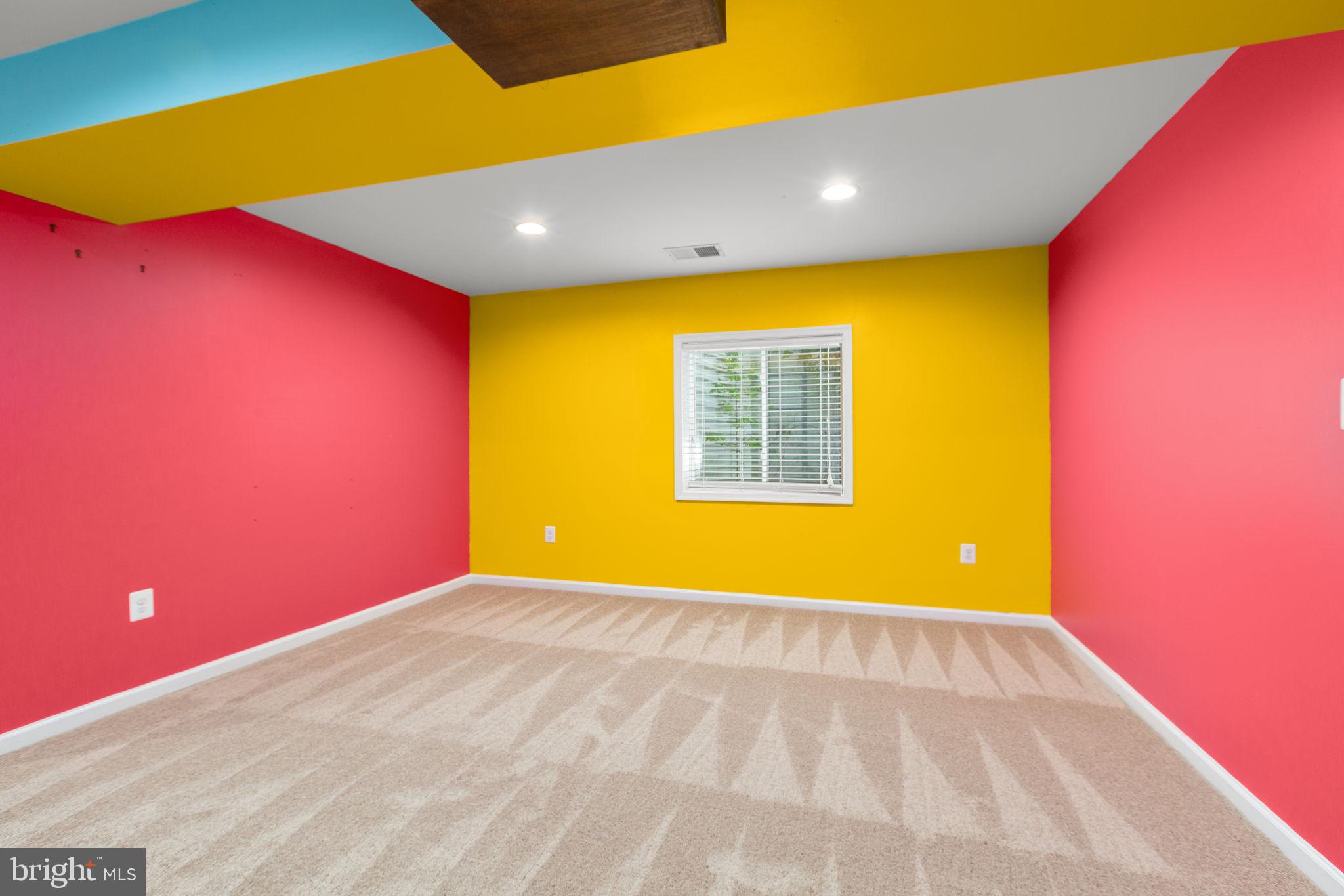 2509 CORNELL DRIVE