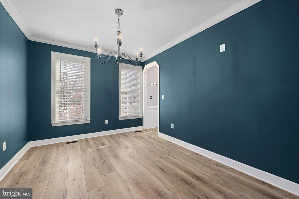 13612 PERIMETER DRIVE