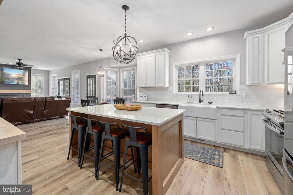 13612 PERIMETER DRIVE