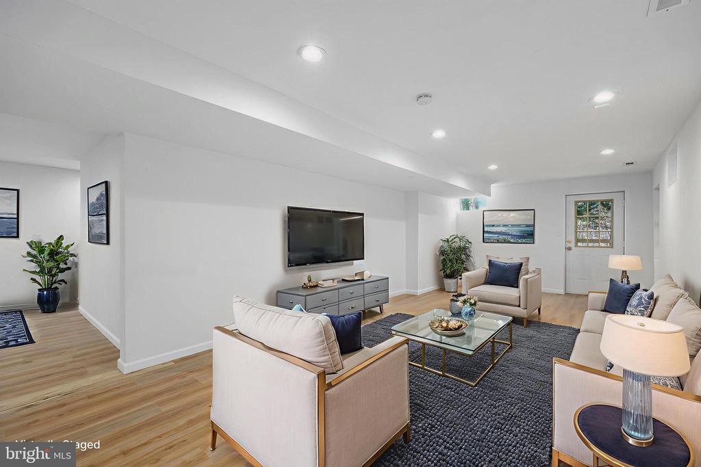 13612 PERIMETER DRIVE