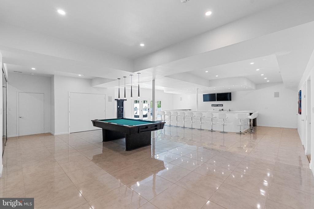 11227 N CLUB DRIVE