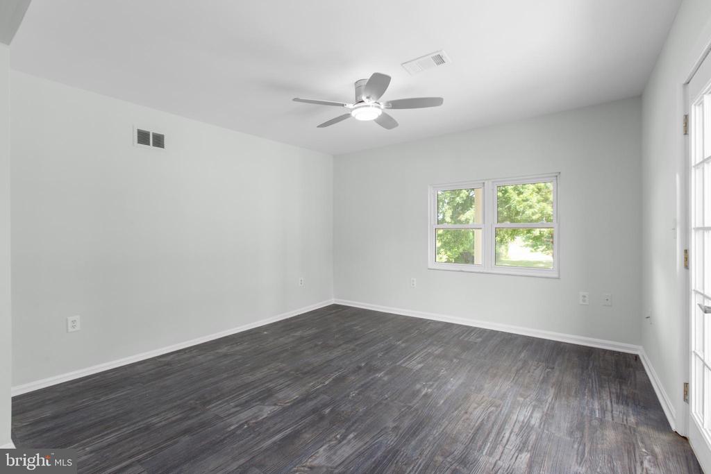10827 CATHARPIN ROAD
