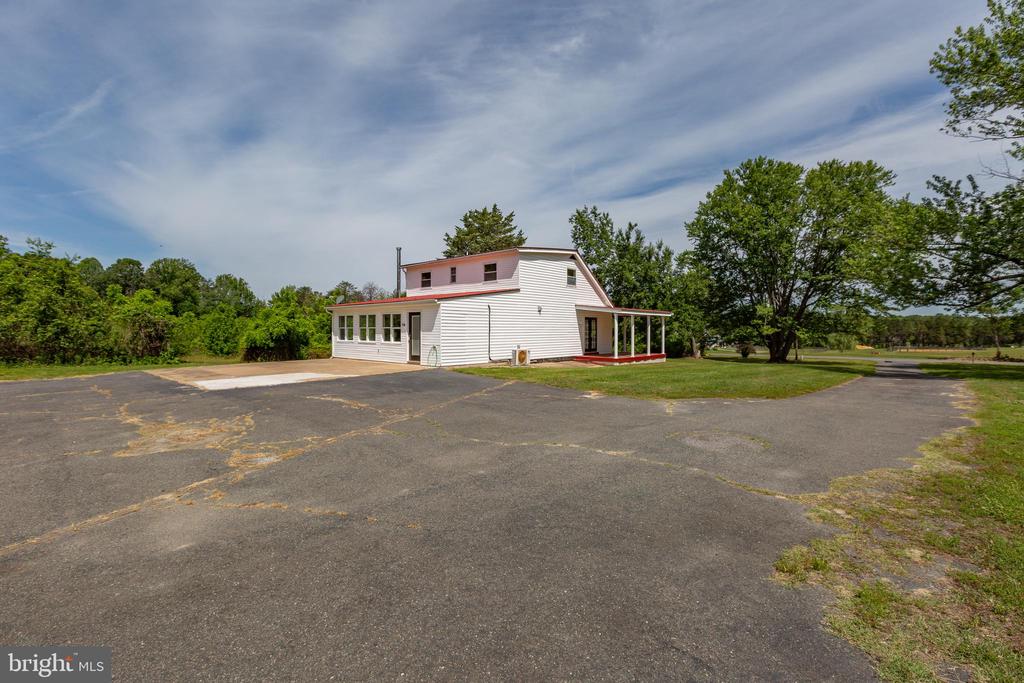10827 CATHARPIN ROAD