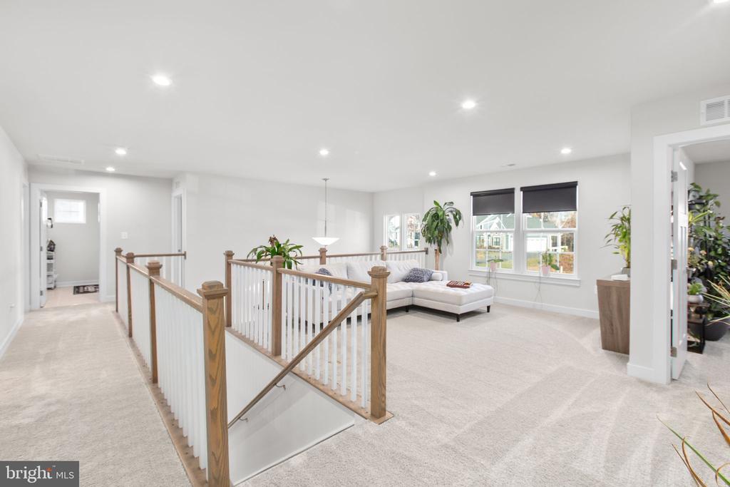 12301 FAWN LAKE PARKWAY
