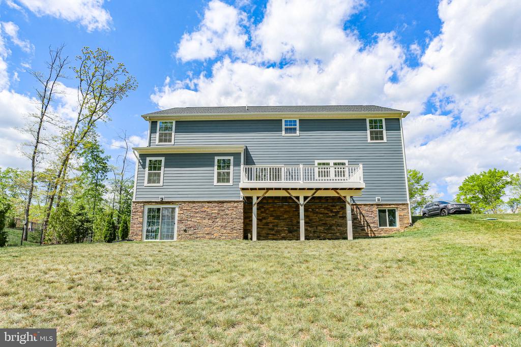 12301 FAWN LAKE PARKWAY