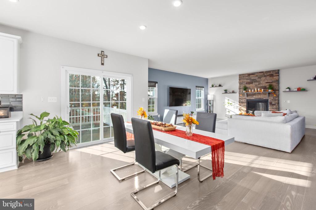 12301 FAWN LAKE PARKWAY