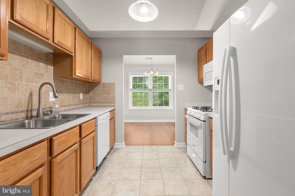11513 ABINGDON COURT