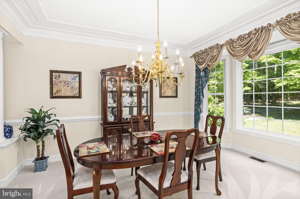 9504 TRENTHAM TRAIL