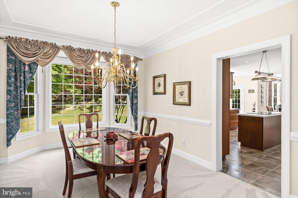 9504 TRENTHAM TRAIL