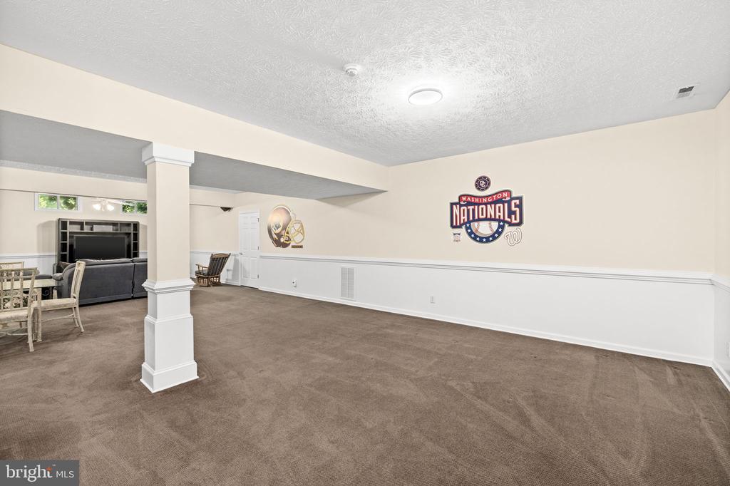 9504 TRENTHAM TRAIL