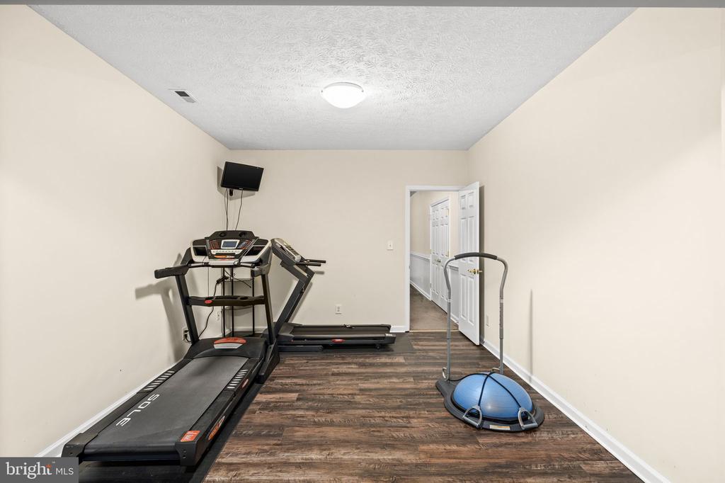 9504 TRENTHAM TRAIL
