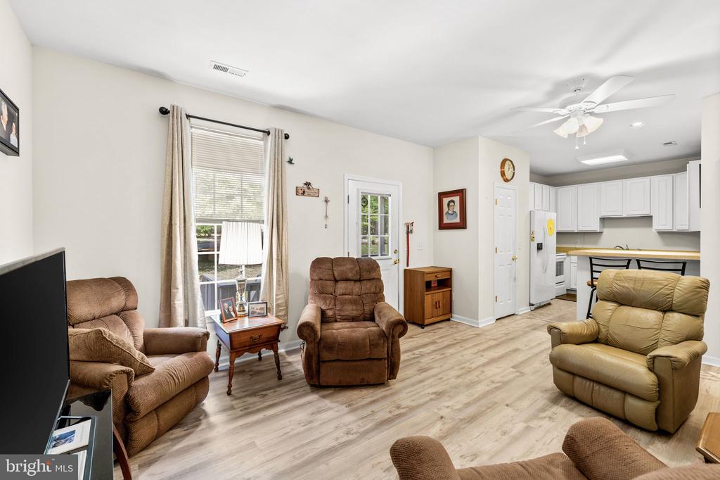9504 TRENTHAM TRAIL