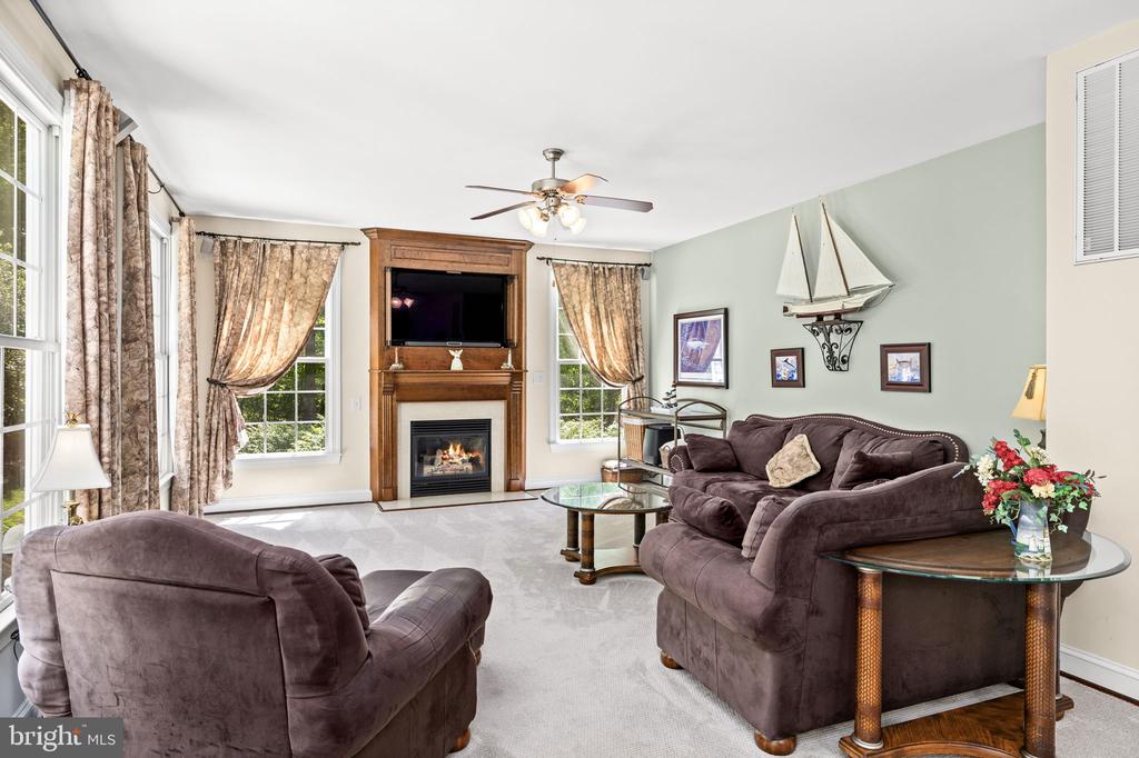 9504 TRENTHAM TRAIL