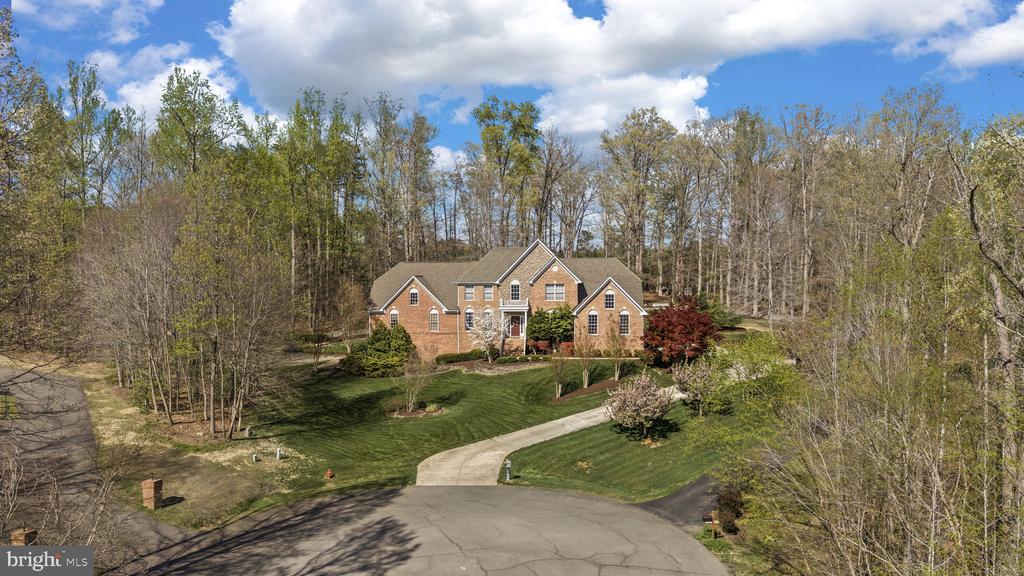 9504 TRENTHAM TRAIL