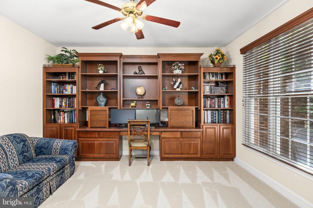 9504 TRENTHAM TRAIL