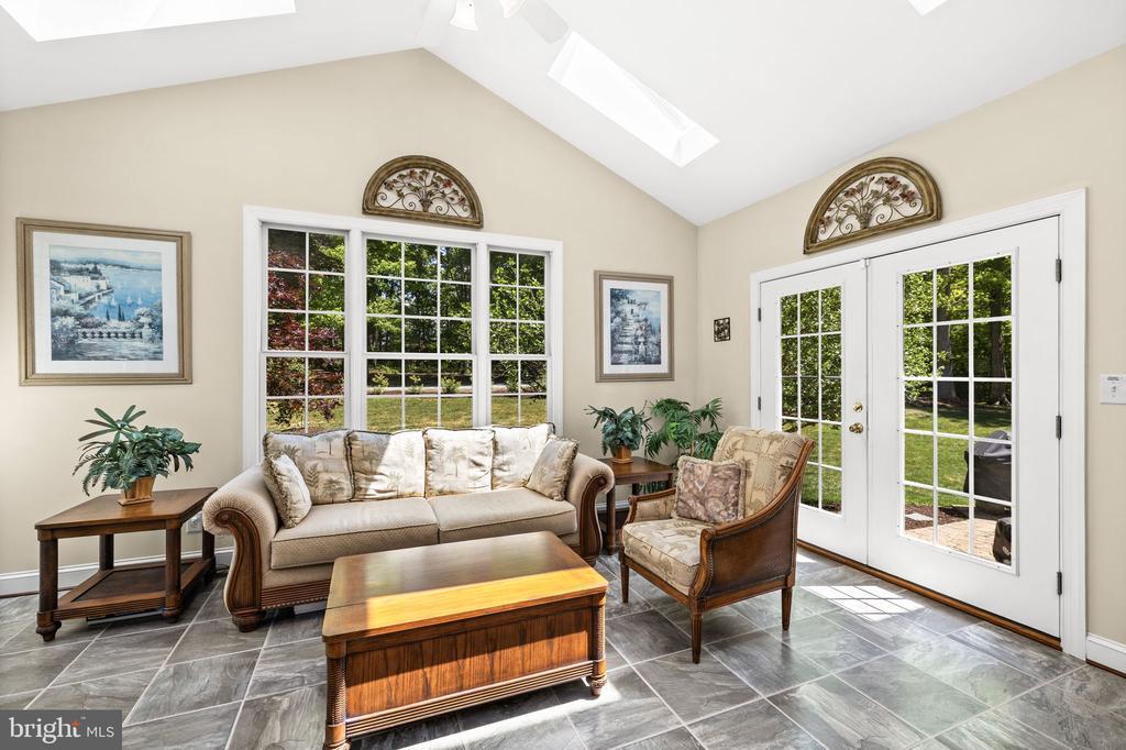 9504 TRENTHAM TRAIL