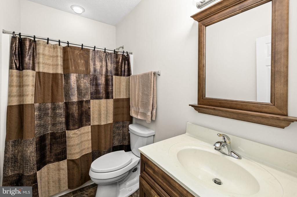 9504 TRENTHAM TRAIL