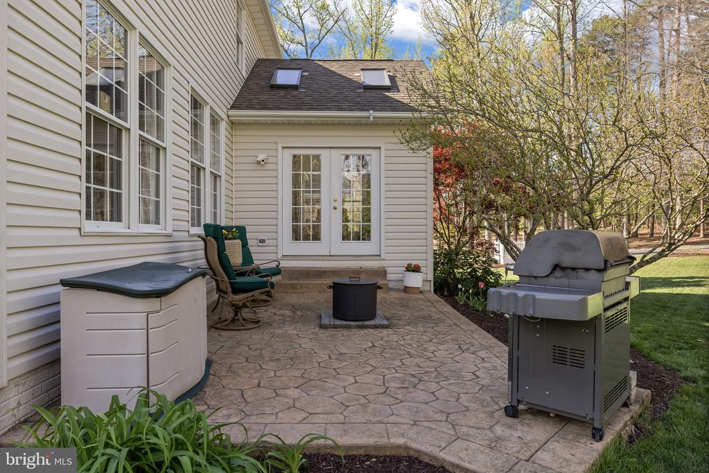 9504 TRENTHAM TRAIL