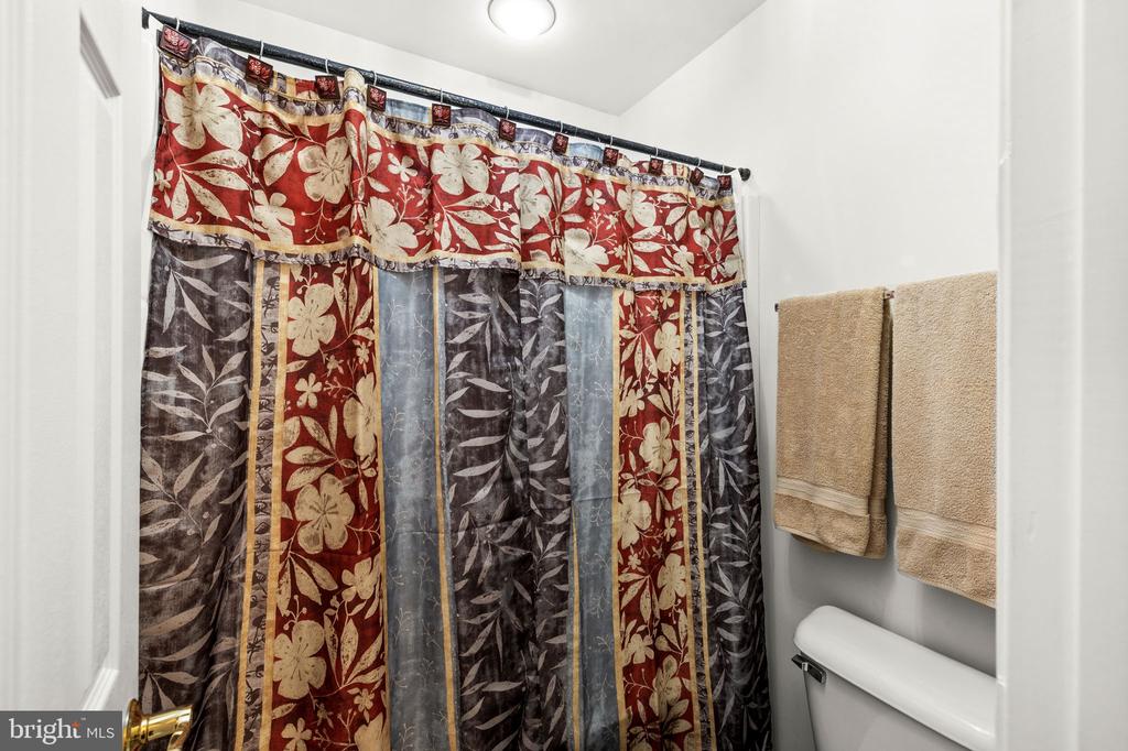9504 TRENTHAM TRAIL
