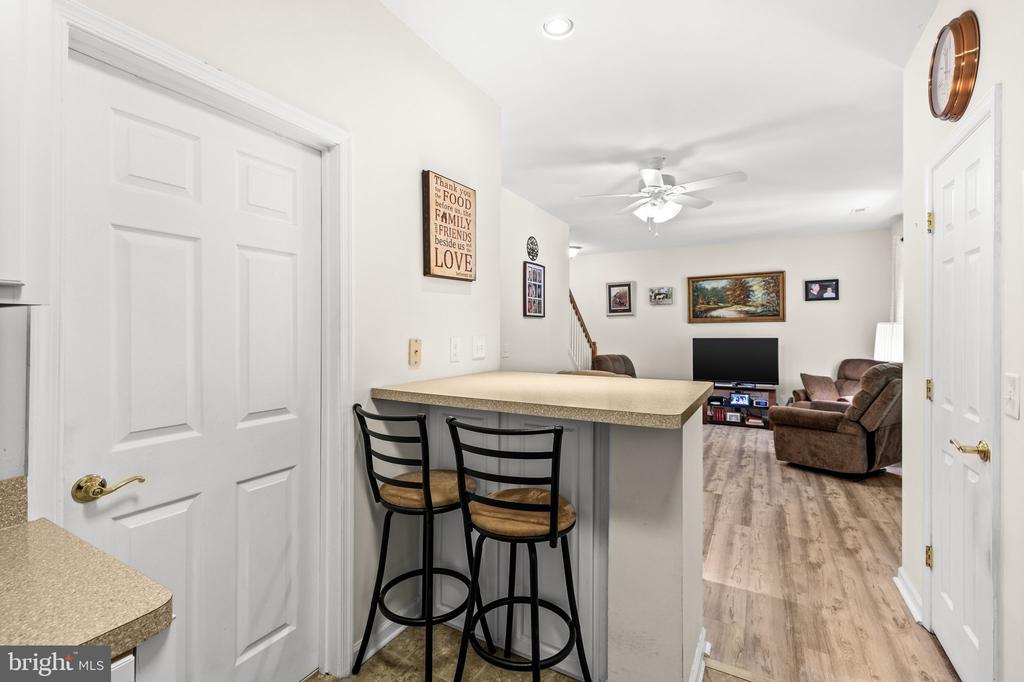 9504 TRENTHAM TRAIL