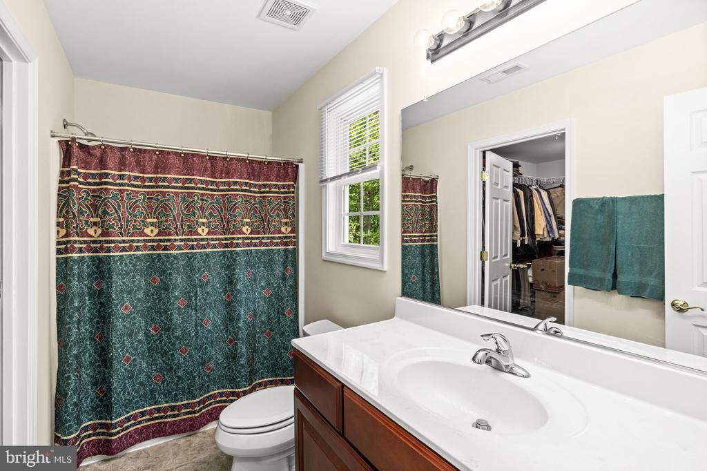 9504 TRENTHAM TRAIL