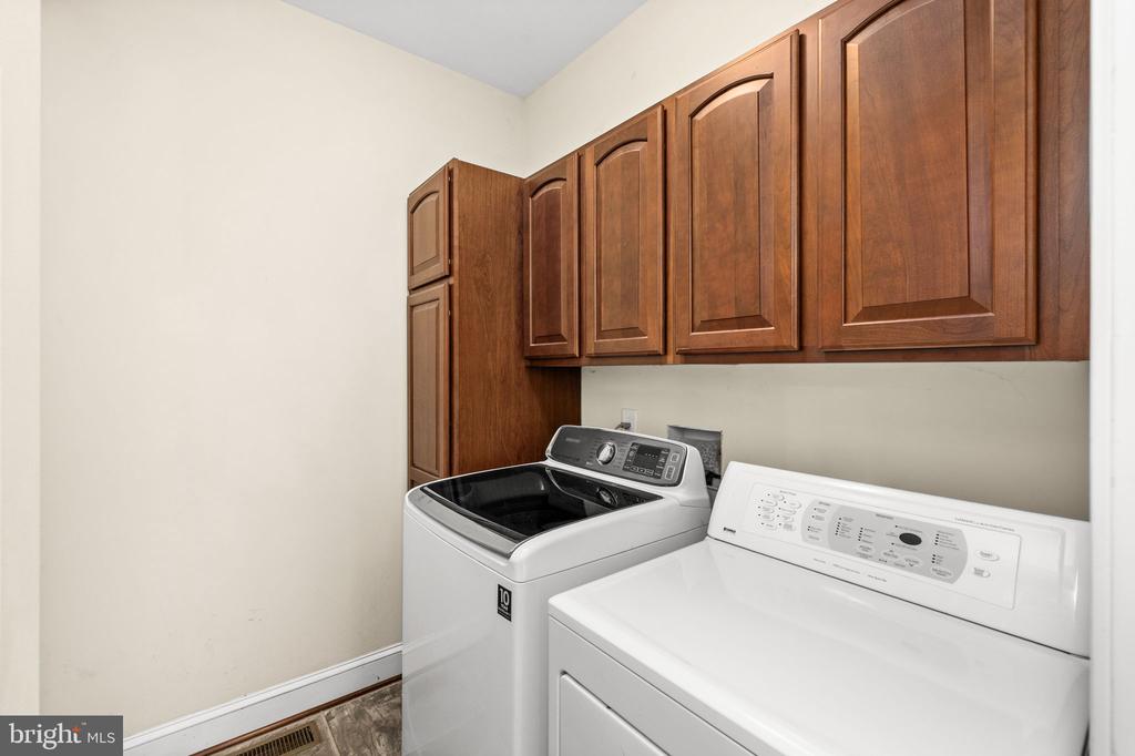 9504 TRENTHAM TRAIL