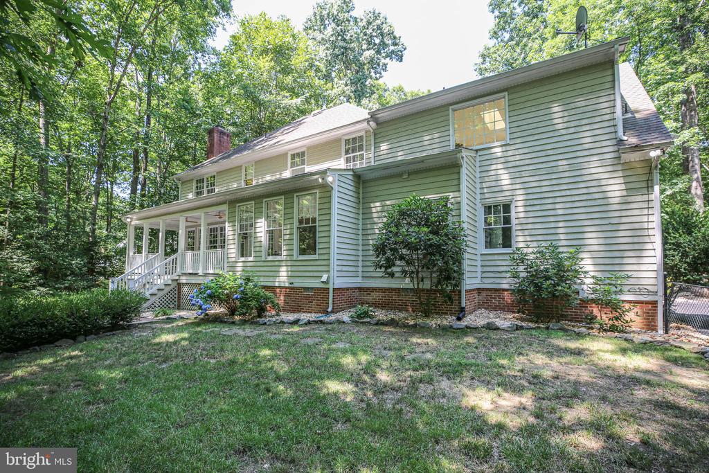 7217 BLOOMSBURY LANE