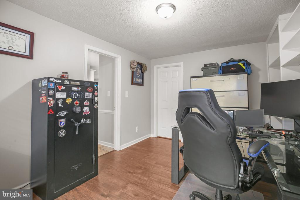 11201 PRINCE COURT
