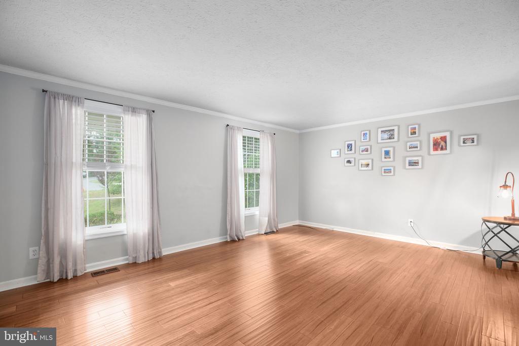 11201 PRINCE COURT