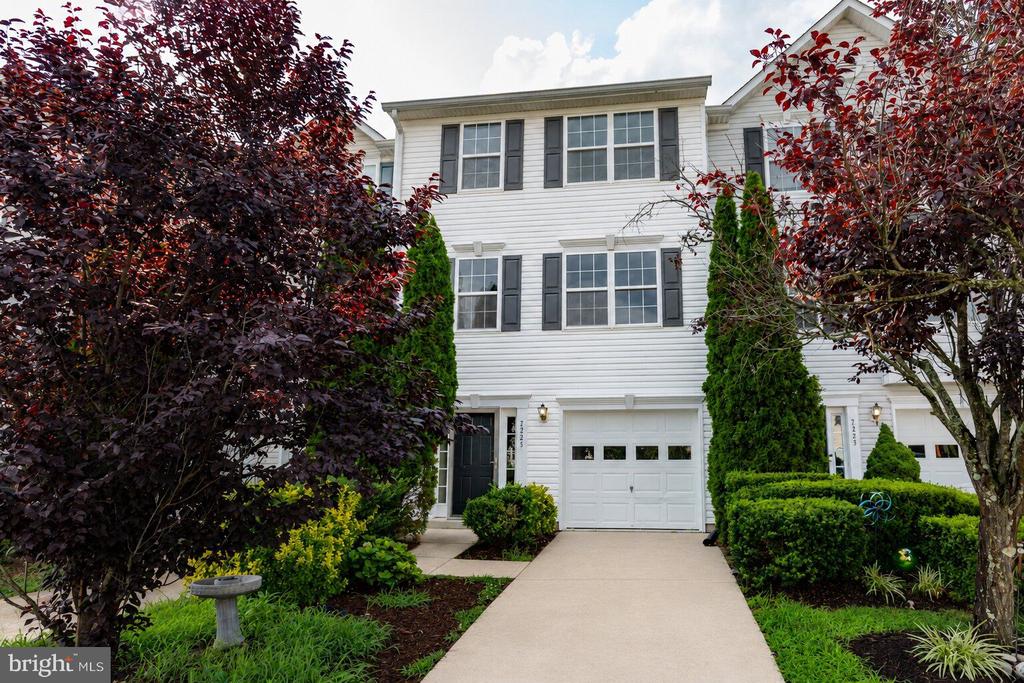 7225 WYTHEVILLE CIRCLE