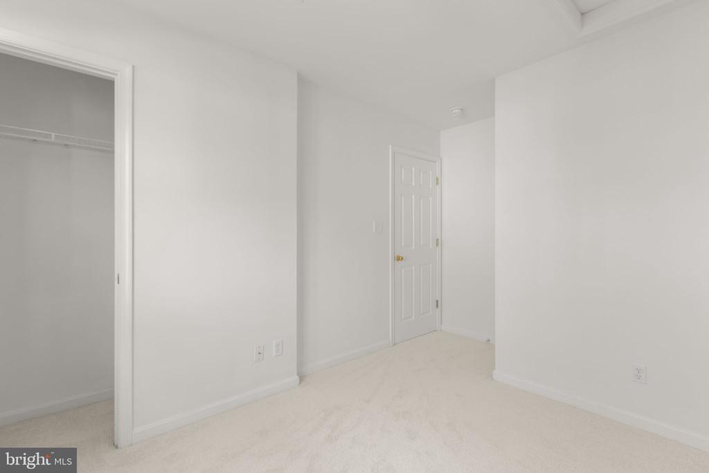 7225 WYTHEVILLE CIRCLE