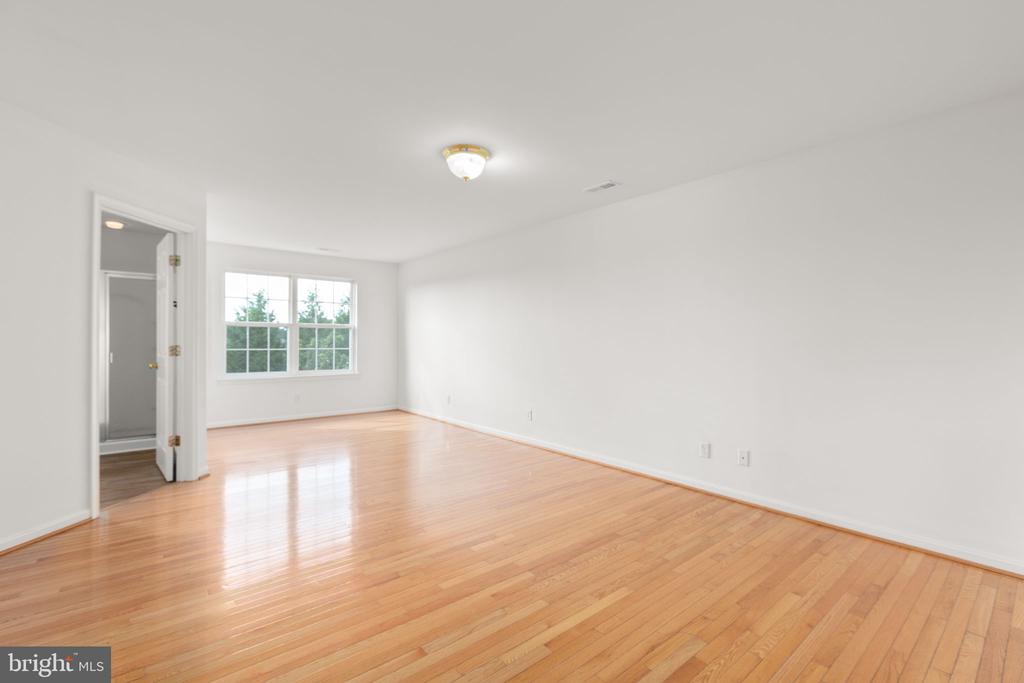 7225 WYTHEVILLE CIRCLE