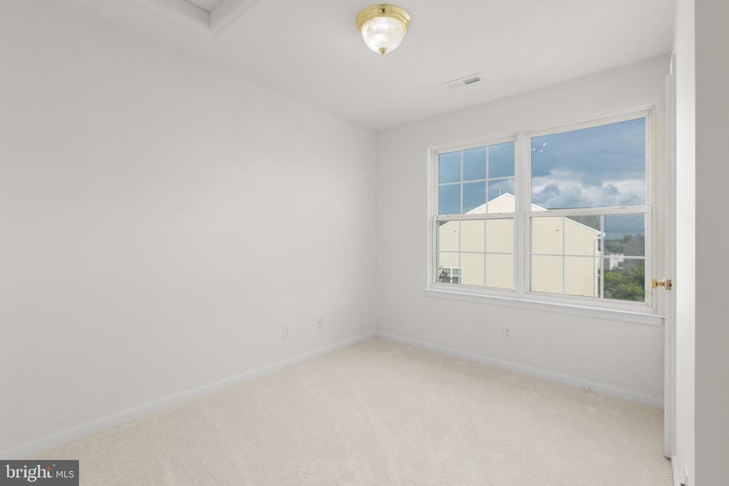 7225 WYTHEVILLE CIRCLE