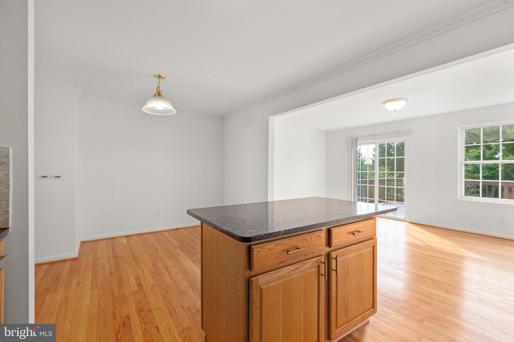 7225 WYTHEVILLE CIRCLE