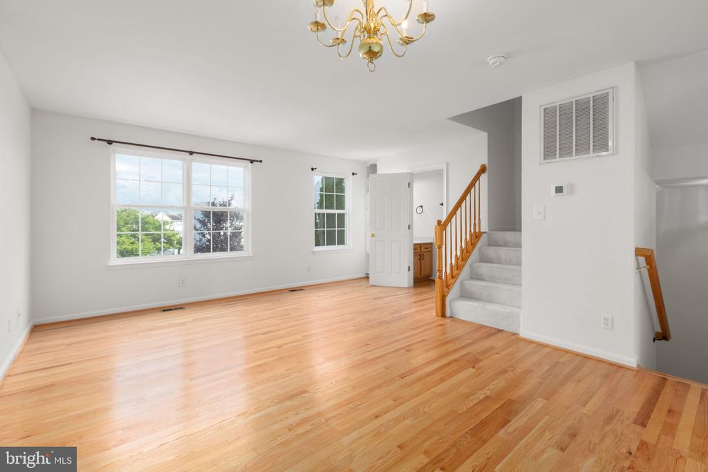 7225 WYTHEVILLE CIRCLE