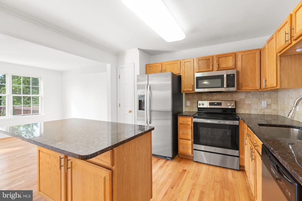 7225 WYTHEVILLE CIRCLE