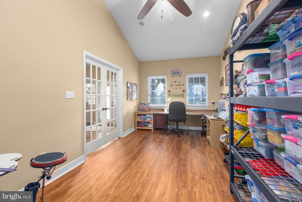 5416 HAZEL COURT