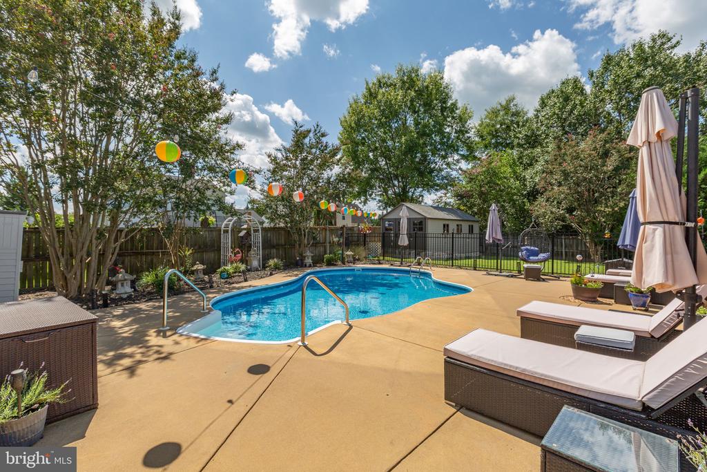 5416 HAZEL COURT