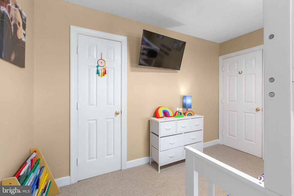 5416 HAZEL COURT