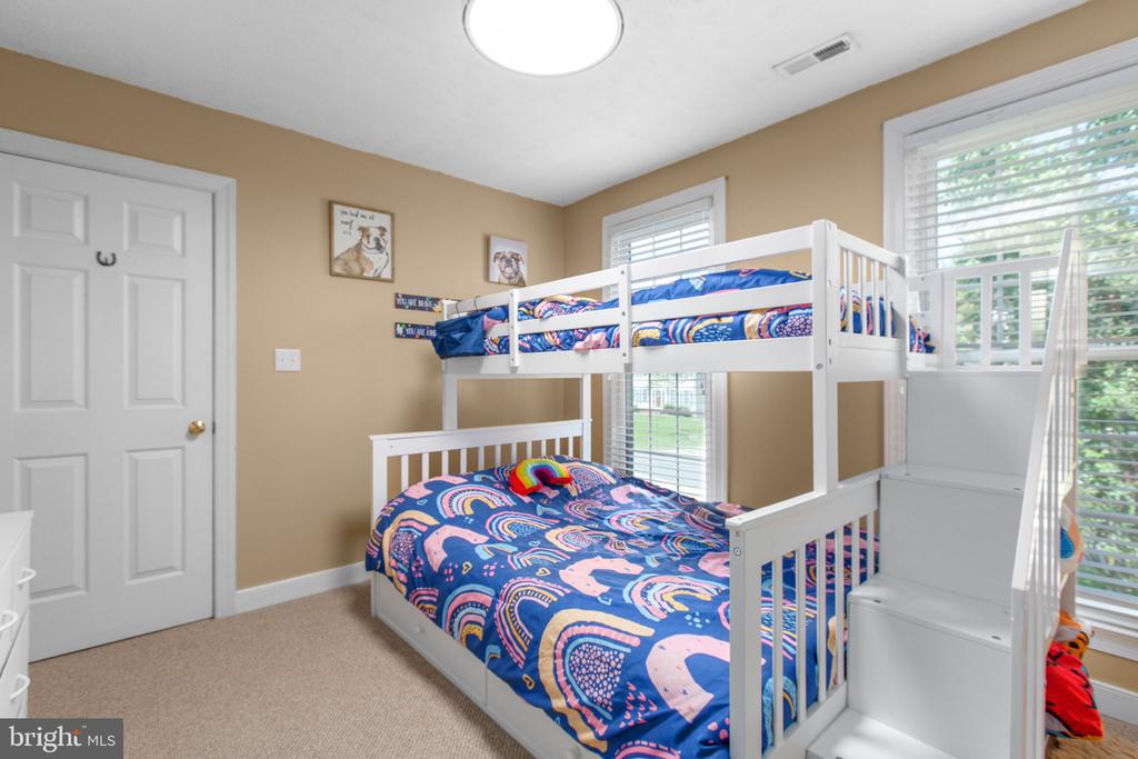 5416 HAZEL COURT